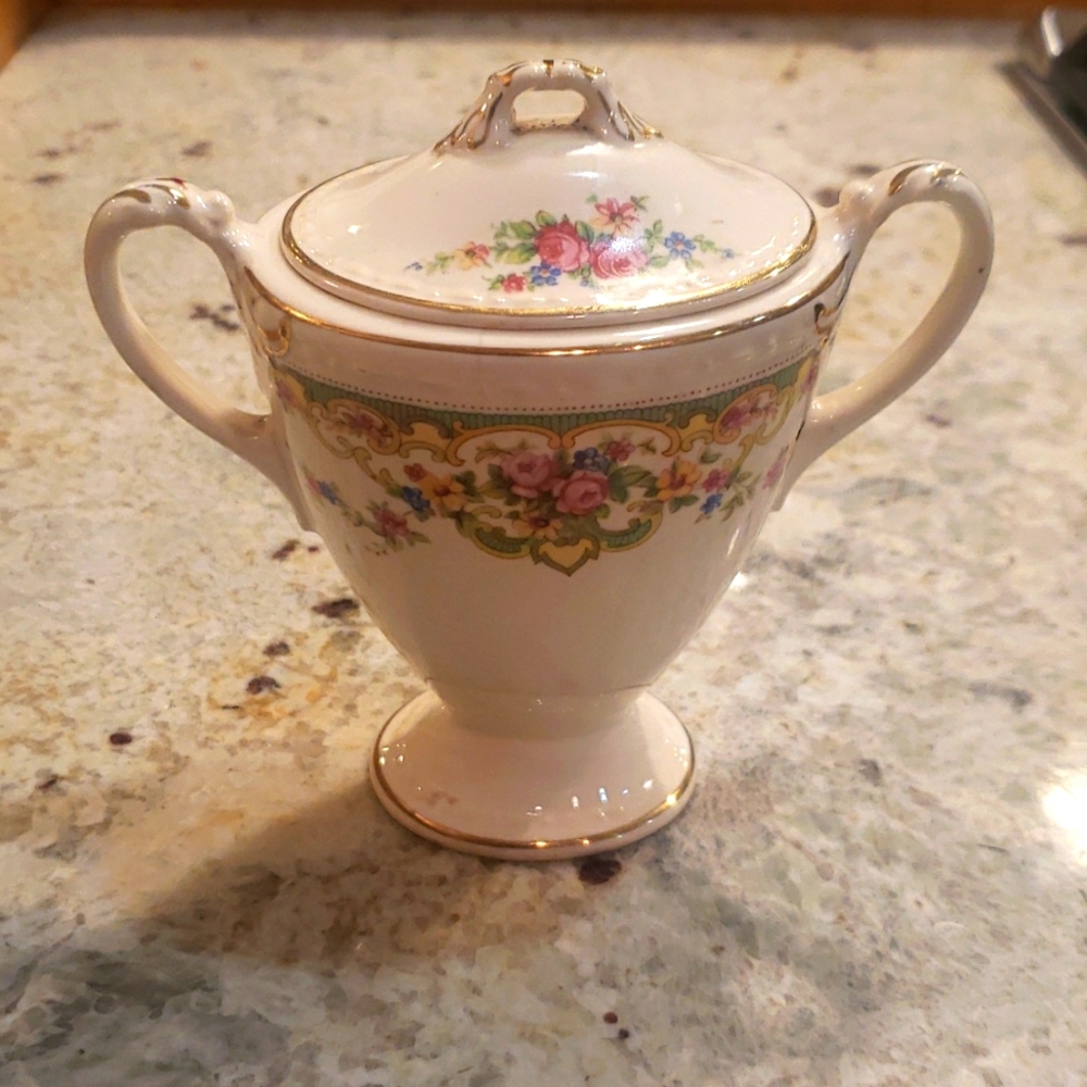 Floral Sugar Bowl With Lid